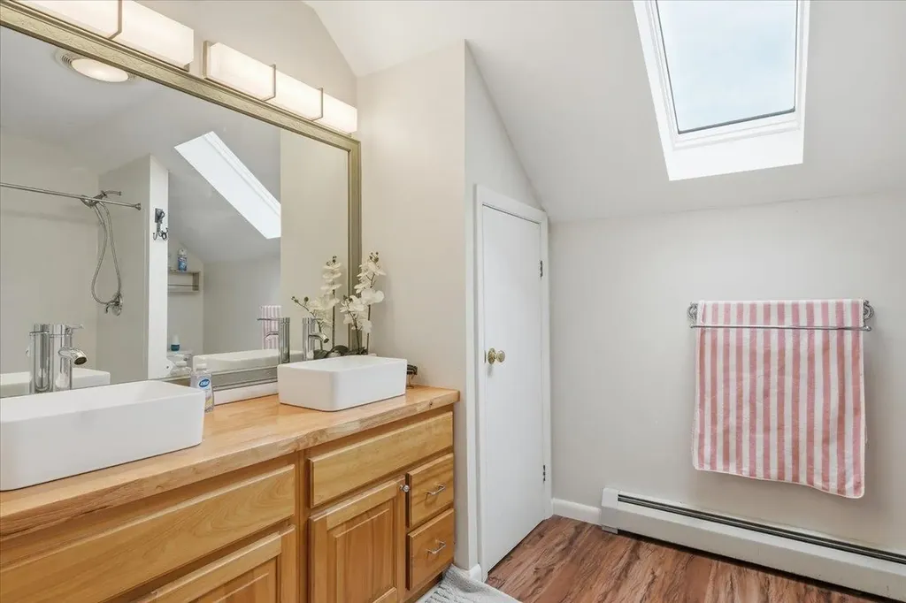 22 Redwood Terrace Essex Junction VT 05452