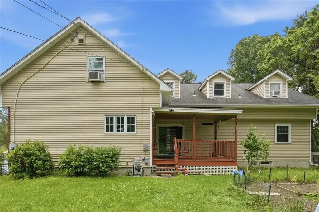 22 Redwood Terrace Essex Junction VT 05452