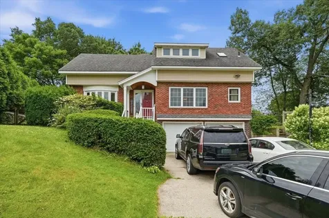 22 Redwood Terrace Essex Junction VT 05452