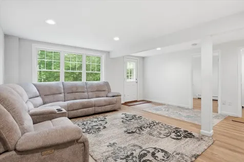 22 Redwood Terrace Essex Junction VT 05452