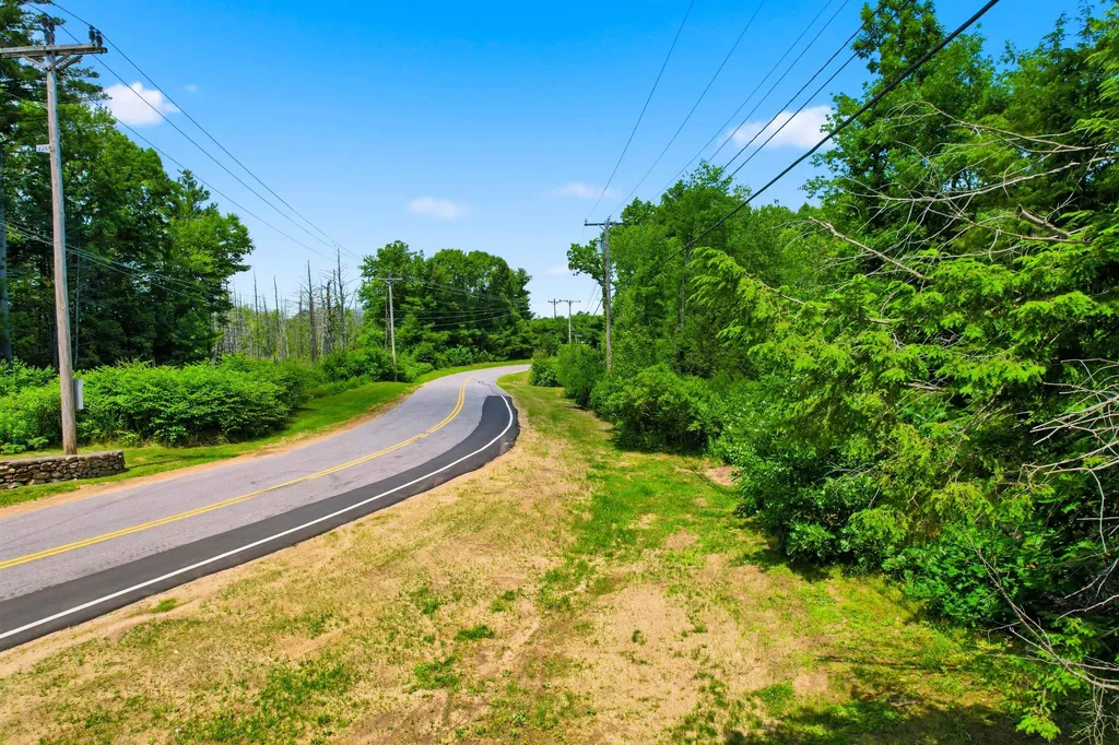 36 Old County Road Plaistow NH 03865