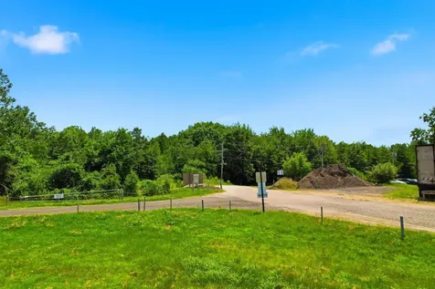 36 Old County Road Plaistow NH 03865