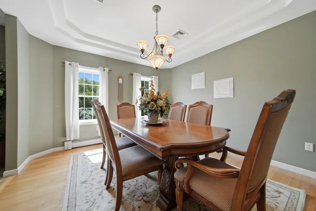 43 Emerson Road Chester NH 03036