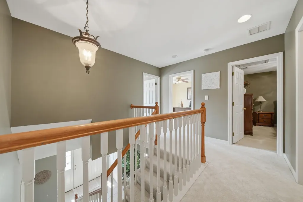 43 Emerson Road Chester NH 03036