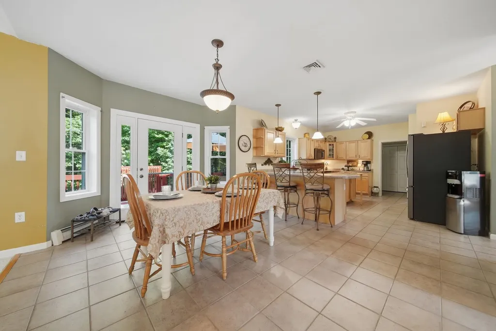 43 Emerson Road Chester NH 03036