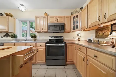 43 Emerson Road Chester NH 03036