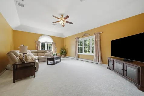43 Emerson Road Chester NH 03036