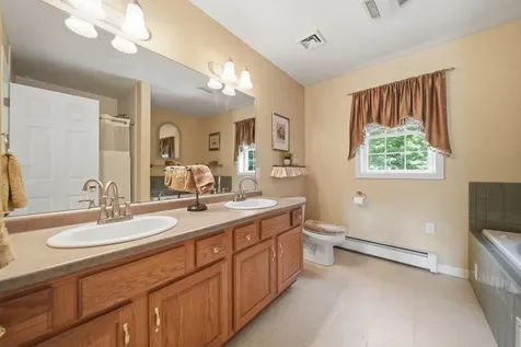 43 Emerson Road Chester NH 03036