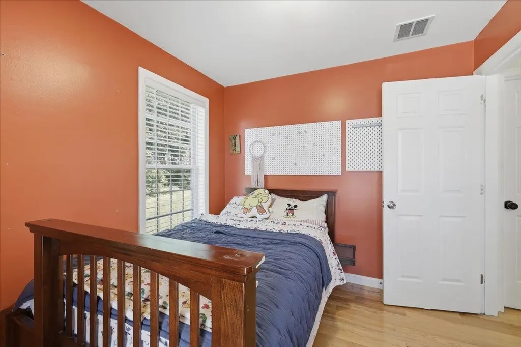 161 Forest Hill Way Manchester NH 03109
