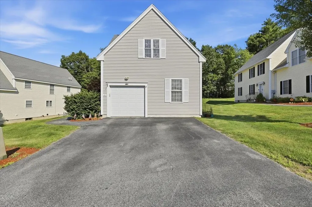 161 Forest Hill Way Manchester NH 03109