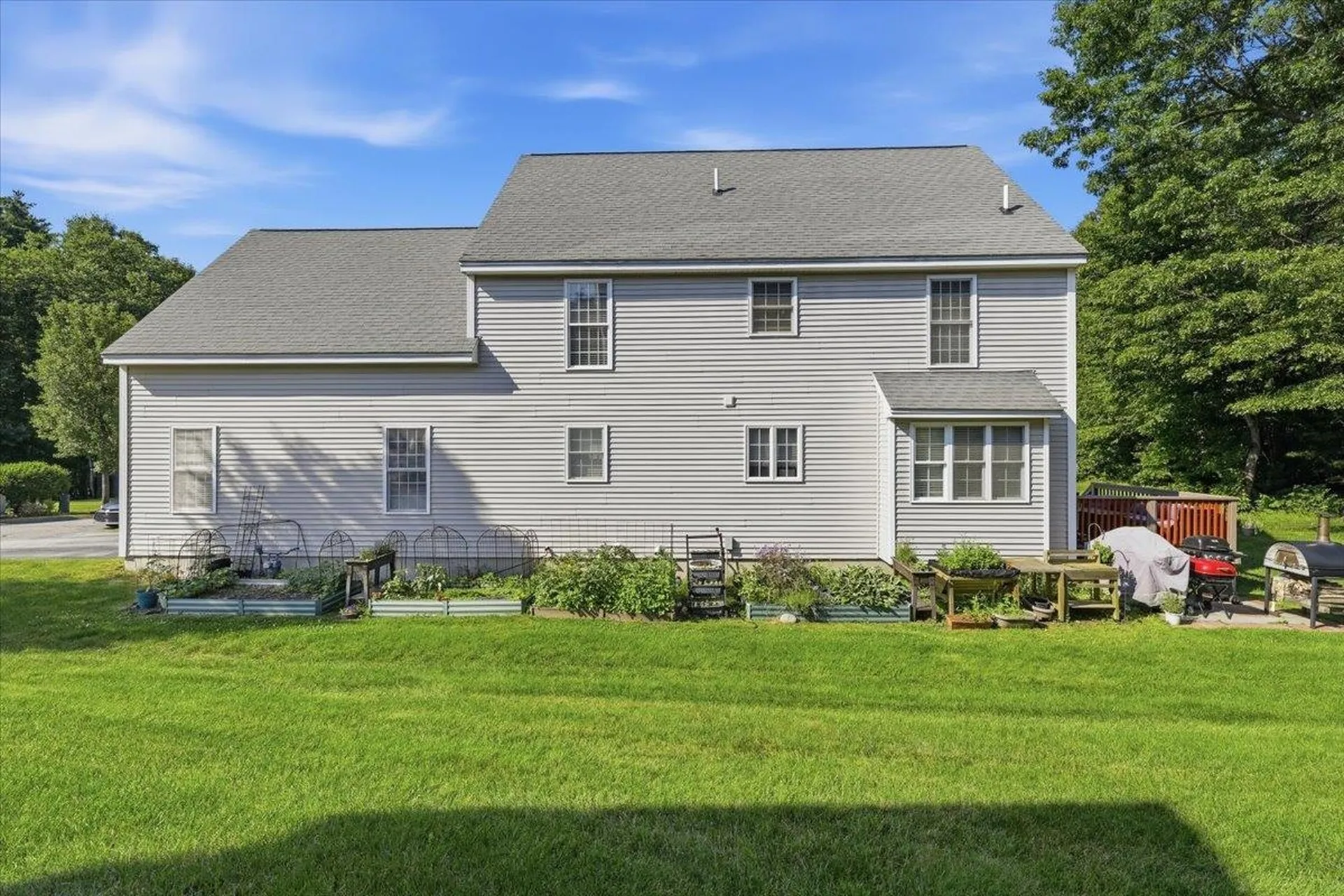 161 Forest Hill Way Manchester NH 03109