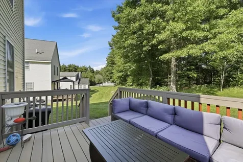 161 Forest Hill Way Manchester NH 03109