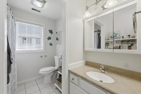 161 Forest Hill Way Manchester NH 03109
