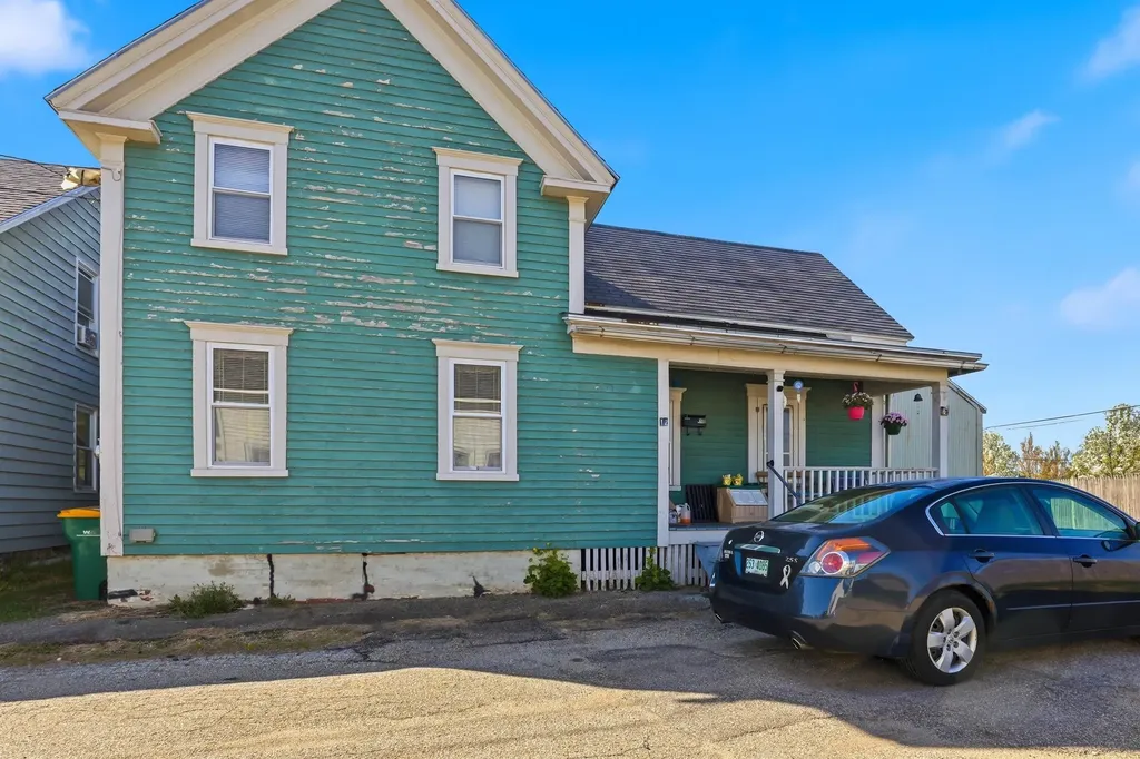 7 Wallace Street Rochester NH 03839