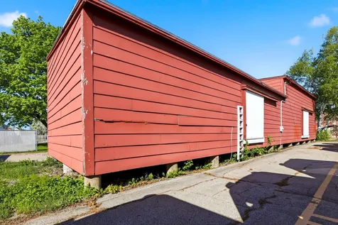 7 Wallace Street Rochester NH 03839