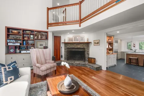 17 Pepperell Way York ME 03909