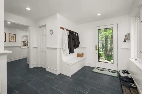 17 Pepperell Way York ME 03909