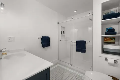 17 Pepperell Way York ME 03909