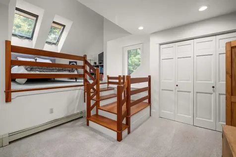 17 Pepperell Way York ME 03909