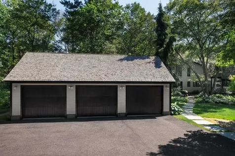 17 Pepperell Way York ME 03909