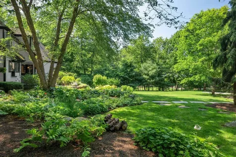 17 Pepperell Way York ME 03909