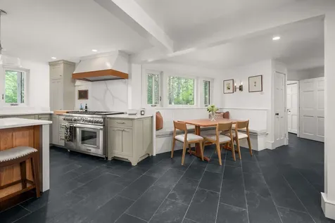 17 Pepperell Way York ME 03909