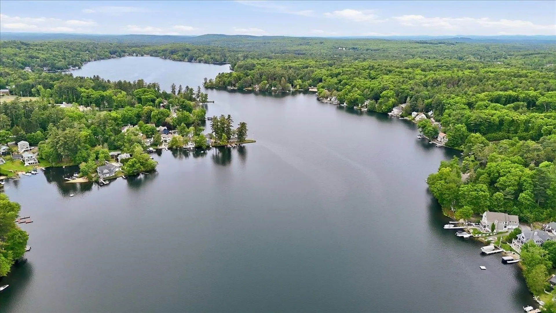 27 North Shore Road Windham NH 03087