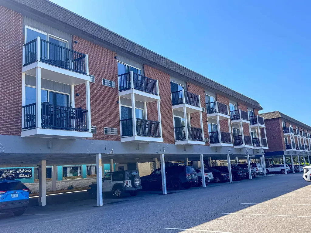 131 Lake Street Gilford NH 03249