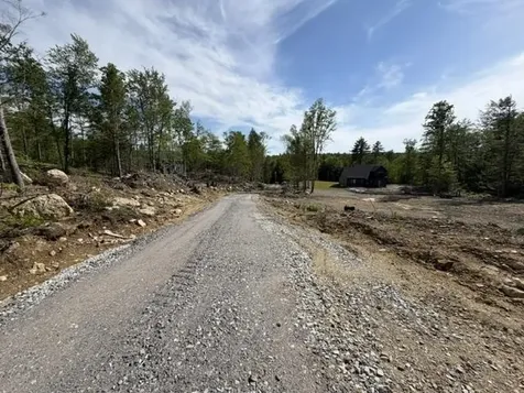 Old Coach Road New Boston NH 03070