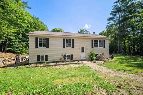 47 Henry Drive Effingham NH 03882