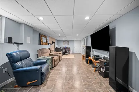 47 Henry Drive Effingham NH 03882