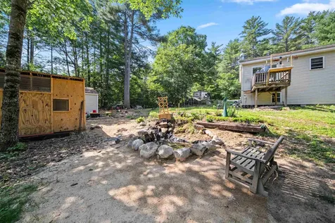 47 Henry Drive Effingham NH 03882