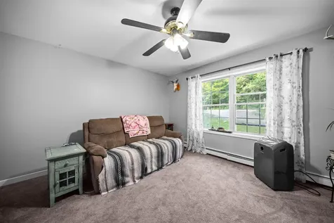 47 Henry Drive Effingham NH 03882