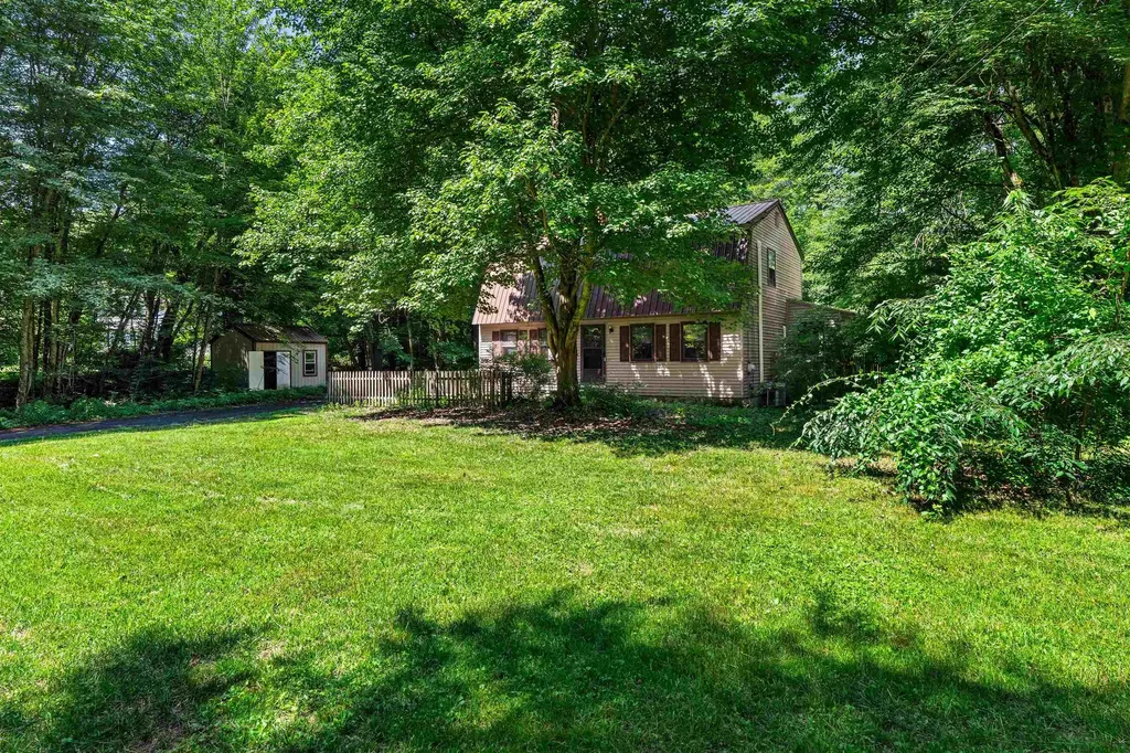 59 Oak Hill Road Concord NH 03301