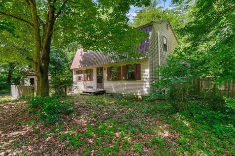 59 Oak Hill Road Concord NH 03301