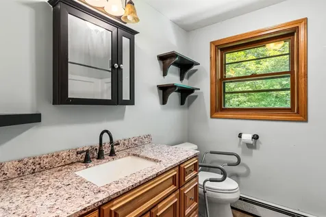 59 Oak Hill Road Concord NH 03301