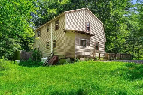 59 Oak Hill Road Concord NH 03301