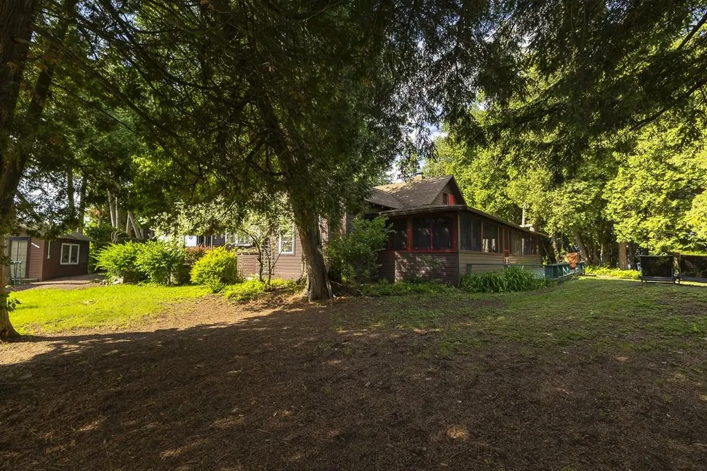 97 Kibbe Farm Road South Hero VT 05486