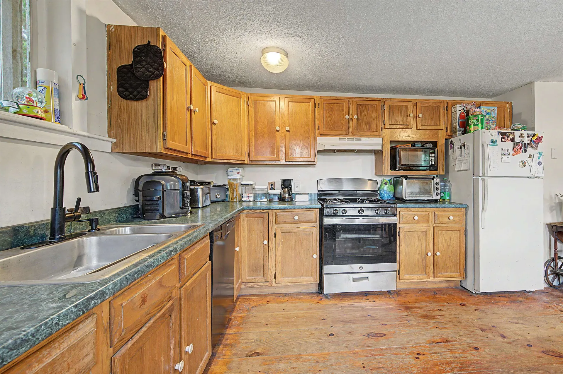 893 2nd Nh Turnpike Unity NH 03773