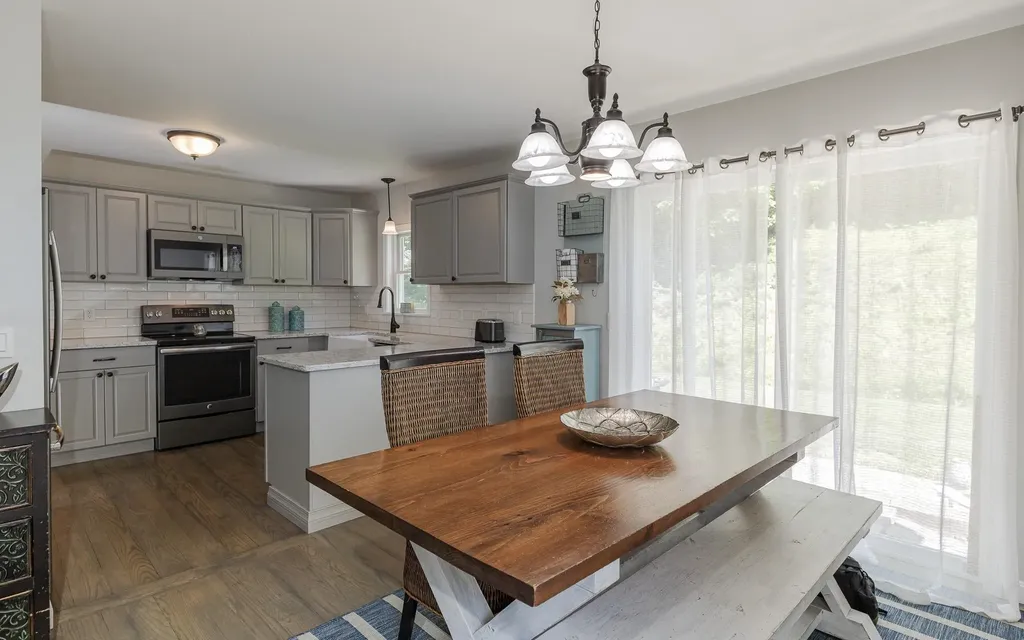 122 Eaton Road Swanzey NH 03446