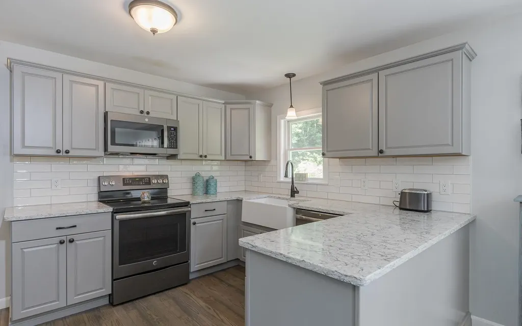 122 Eaton Road Swanzey NH 03446