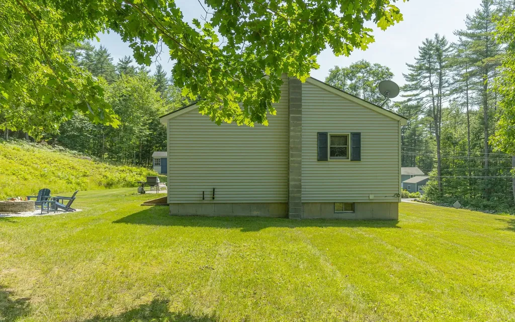 122 Eaton Road Swanzey NH 03446