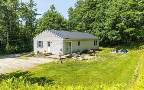 122 Eaton Road Swanzey NH 03446