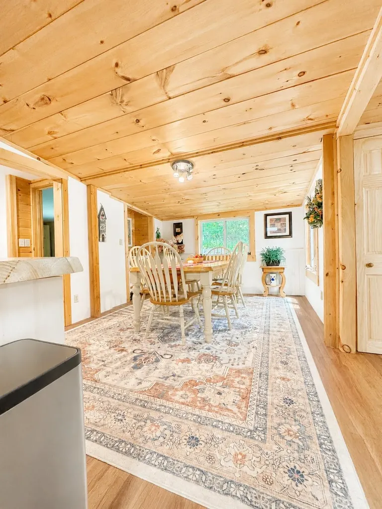 20 Keene Avenue Fitzwilliam NH 03447