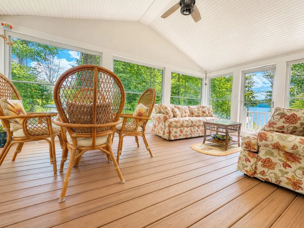 20 Keene Avenue Fitzwilliam NH 03447