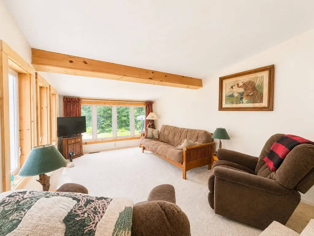 20 Keene Avenue Fitzwilliam NH 03447