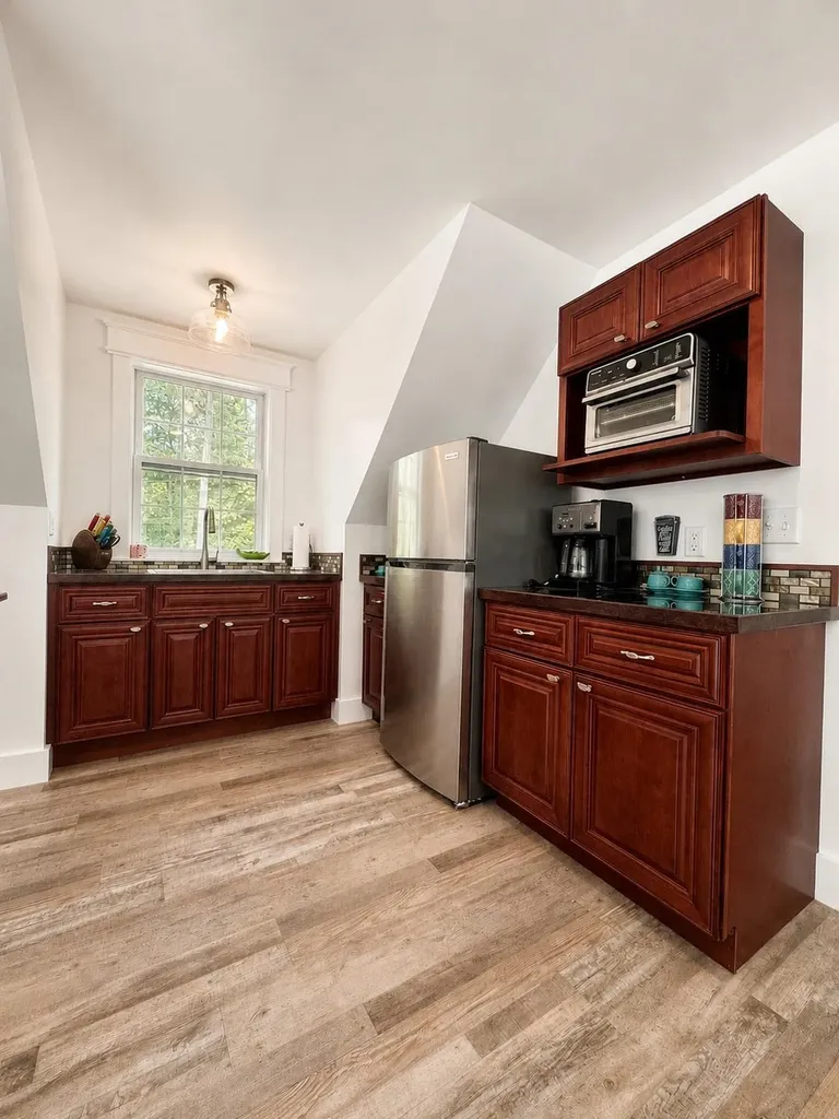 20 Keene Avenue Fitzwilliam NH 03447