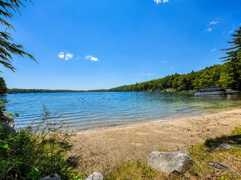 20 Keene Avenue Fitzwilliam NH 03447