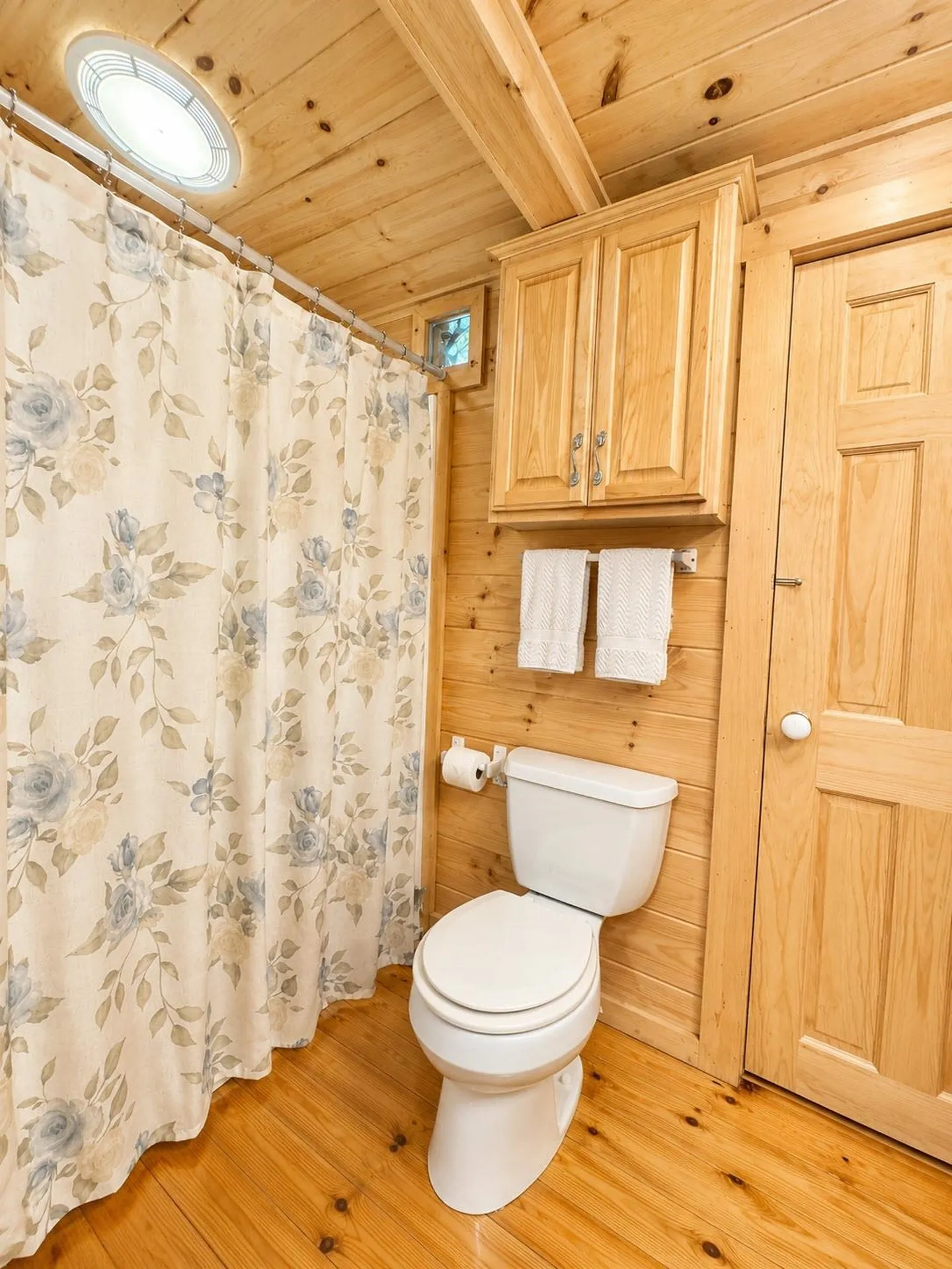 20 Keene Avenue Fitzwilliam NH 03447