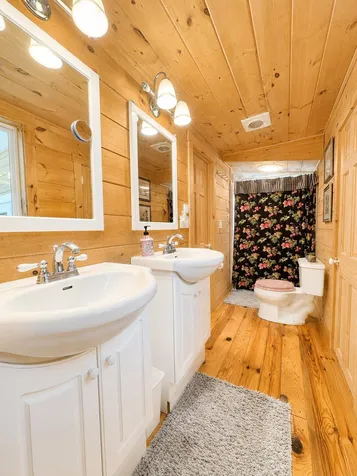 20 Keene Avenue Fitzwilliam NH 03447